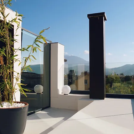 To Be Social House ホテル 3*