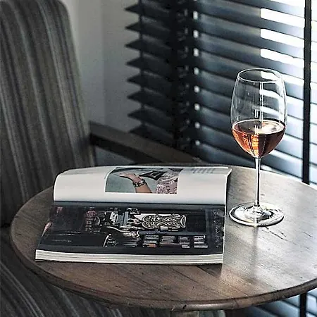 To Be Social House Hotel